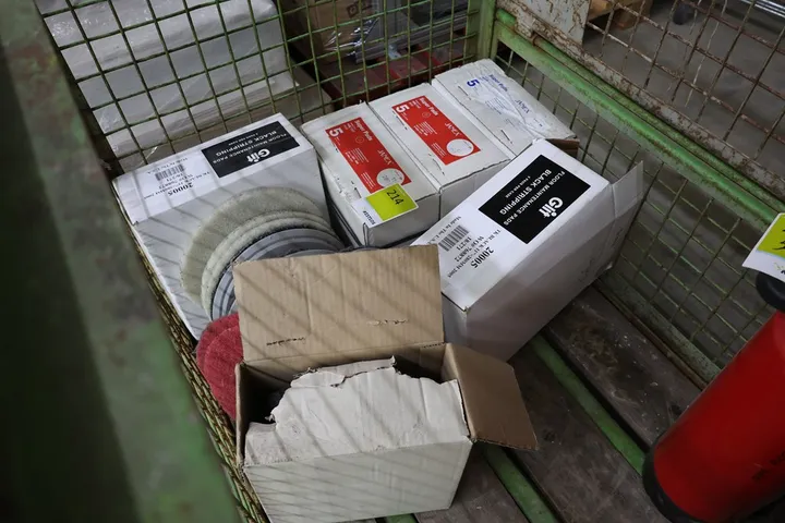 Konvolut Pads für Reinigungsmaschinen